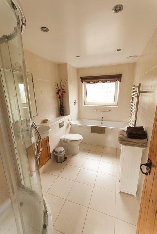 Greyfield Farm Cottages Farmborough Εξωτερικό φωτογραφία